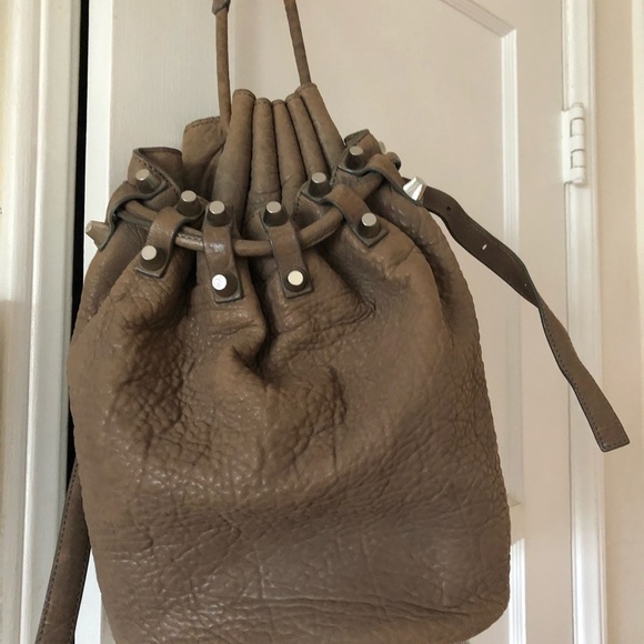 Alexander Wang Diego Bucket Bag! In large size! - Picture 8 of 9